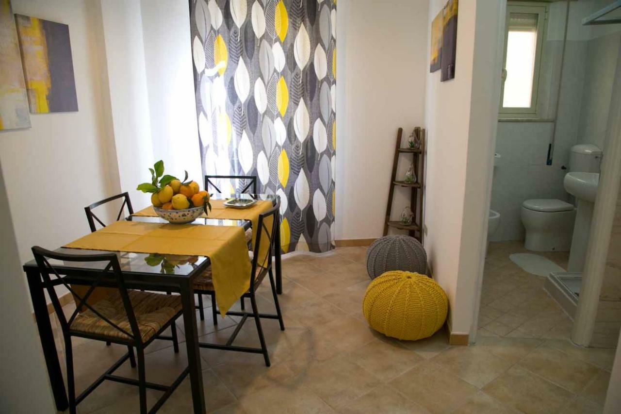 Lolita Holidays Giardini Naxos Exterior photo